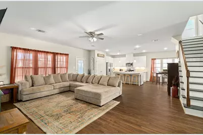 107 Fosters Branch Drive, Schulenburg, TX 78956 - Photo 5