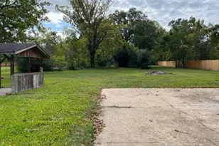 22985 Hwy 105 Hwy W, Montgomery, TX 77356 - Photo 13