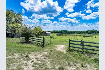 1466 County Road 253, Weimar, TX 78962 - Photo 3