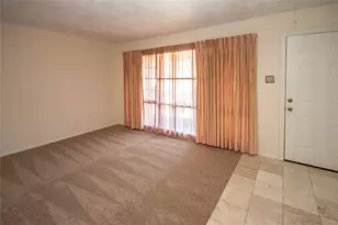 10009 Lonallen St, Houston, TX 77088 - Photo 5