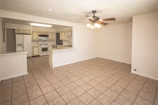 10009 Lonallen St, Houston, TX 77088 - Photo 11
