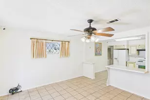 10009 Lonallen St, Houston, TX 77088 - Photo 9