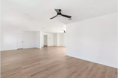 715 Pamela Drive, Baytown, TX 77521 - Photo 11