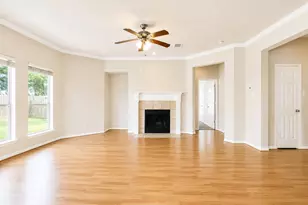 1815 Granite Field Ln, Richmond, TX 77469 - Photo 9
