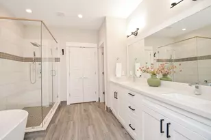 1223 W Tidwell Rd, Houston, TX 77091 - Photo 15