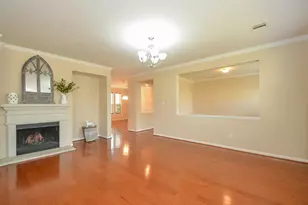 2410 Crossmill Ln, Katy, TX 77450 - Photo 7