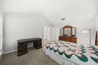 11846 Barryknoll Lane #5, Houston, TX 77024 - Photo 17