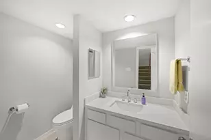 11846 Barryknoll Ln, Houston, TX 77024 - Photo 23