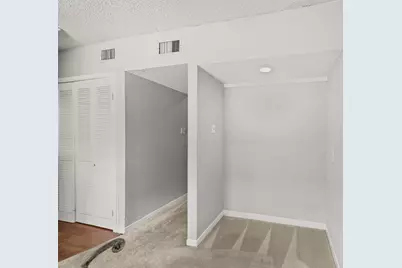 11846 Barryknoll Lane #5, Houston, TX 77024 - Photo 27