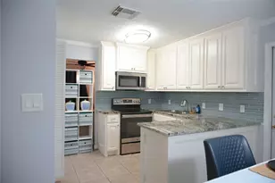 2117 Pecan St, Dickinson, TX 77539 - Photo 7