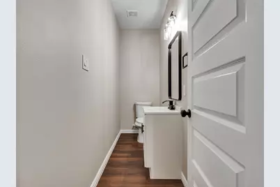 8029 Ritz Street, Houston, TX 77028 - Photo 9