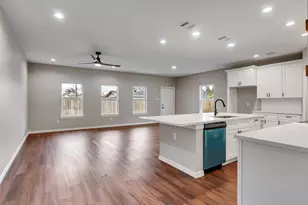 8029 Ritz St, Houston, TX 77028 - Photo 11