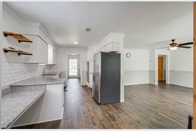 2002 Seagate Lane, Houston, TX 77062 - Photo 15