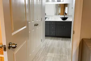 637 S Ripple Creek Dr, Houston, TX 77057 - Photo 15