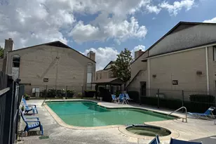 2011 Spenwick Dr, Houston, TX 77055 - Photo 29