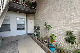 2011 Spenwick Dr, Houston, TX 77055 - Photo 23