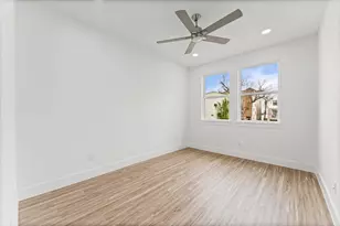 2111 Holman St, Houston, TX 77004 - Photo 27