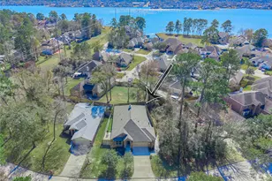 12635 Lakeshore Dr, Montgomery, TX 77356 - Photo 1