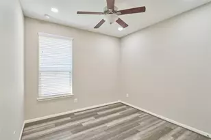 12635 Lakeshore Dr, Montgomery, TX 77356 - Photo 23