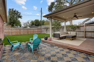 2418 Lazybrook Dr, Houston, TX 77008 - Photo 19