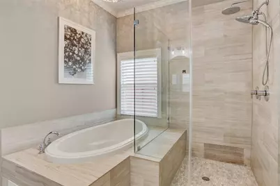 2418 Lazybrook Drive, Houston, TX 77008 - Photo 13