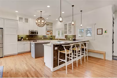 2418 Lazybrook Drive, Houston, TX 77008 - Photo 7