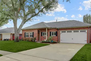 2418 Lazybrook Dr, Houston, TX 77008 - Photo 3