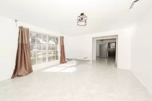 10618 Wickersham Ln, Houston, TX 77042 - Photo 7