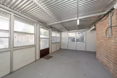 10618 Wickersham Lane, Houston, TX 77042 - Photo 21