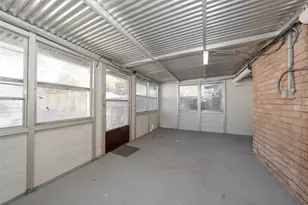 10618 Wickersham Ln, Houston, TX 77042 - Photo 21