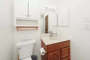 10618 Wickersham Ln, Houston, TX 77042 - Photo 11