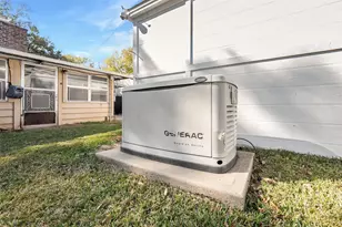 10618 Wickersham Ln, Houston, TX 77042 - Photo 27