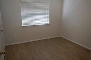 1203 Foxland Chase St, Sugar Land, TX 77479 - Photo 23