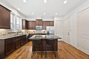 8758 Kempwood Dr, Houston, TX 77080 - Photo 7