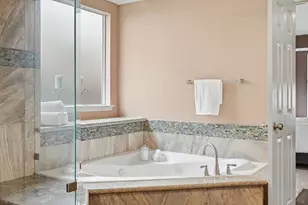 2515 Woodsboro Dr, Spring, TX 77388 - Photo 33