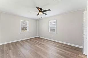 3082 County Rd 536, Alvin, TX 77511 - Photo 19