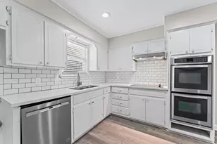 3082 County Rd 536, Alvin, TX 77511 - Photo 11