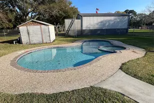 3082 County Rd 536, Alvin, TX 77511 - Photo 3