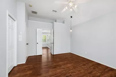 81 N Apple Springs Circle, The Woodlands, TX 77382 - Photo 25