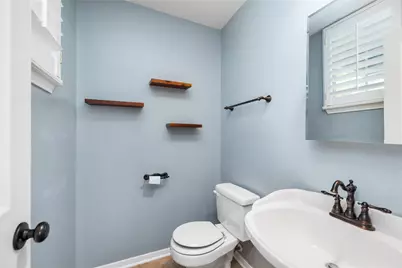 81 N Apple Springs Circle, The Woodlands, TX 77382 - Photo 13