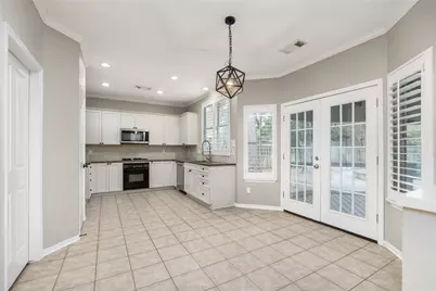 81 N Apple Springs Circle, The Woodlands, TX 77382 - Photo 17