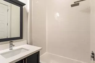 1027 W 24th St, Houston, TX 77008 - Photo 15