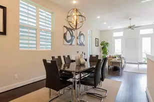 1027 W 24th St, Houston, TX 77008 - Photo 7