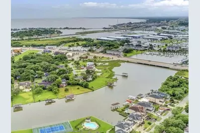 1834 Lakeside Drive, Seabrook, TX 77586 - Photo 25