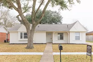 3206 Cherry Creek Dr, Missouri City, TX 77459 - Photo 1