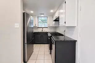 8418 Meadowview Dr, Houston, TX 77037 - Photo 3