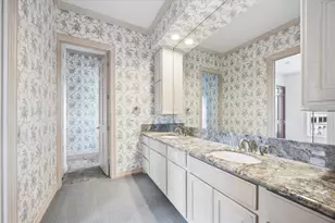 22 Eaton Square, Houston, TX 77027 - Photo 33