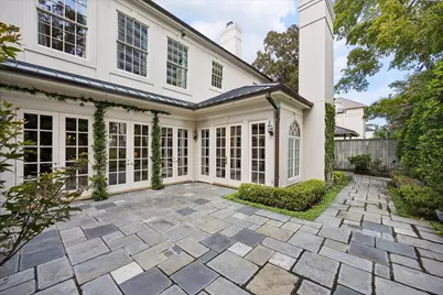 22 Eaton Square, Houston, TX 77027 - Photo 39