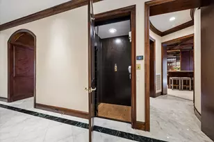 22 Eaton Square, Houston, TX 77027 - Photo 31