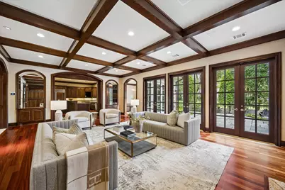 22 Eaton Square, Houston, TX 77027 - Photo 9